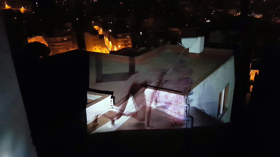 La imagen tiene un atributo ALT vacío; su nombre de archivo es cuerpo-y-edificio.jpg